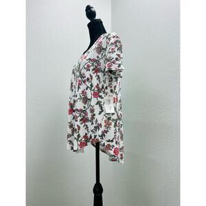 Women’s V-Neck T-Shirt